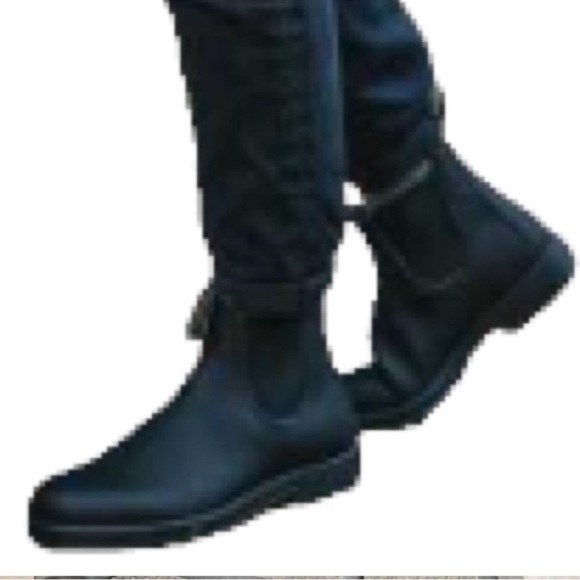 Blundstone Boots - Picture 1 of 3
